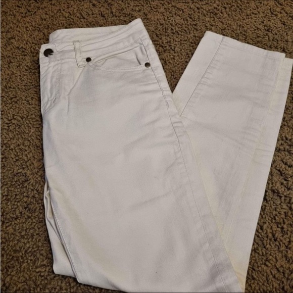 Witchery Denim - Witchery White Skinny Jeans